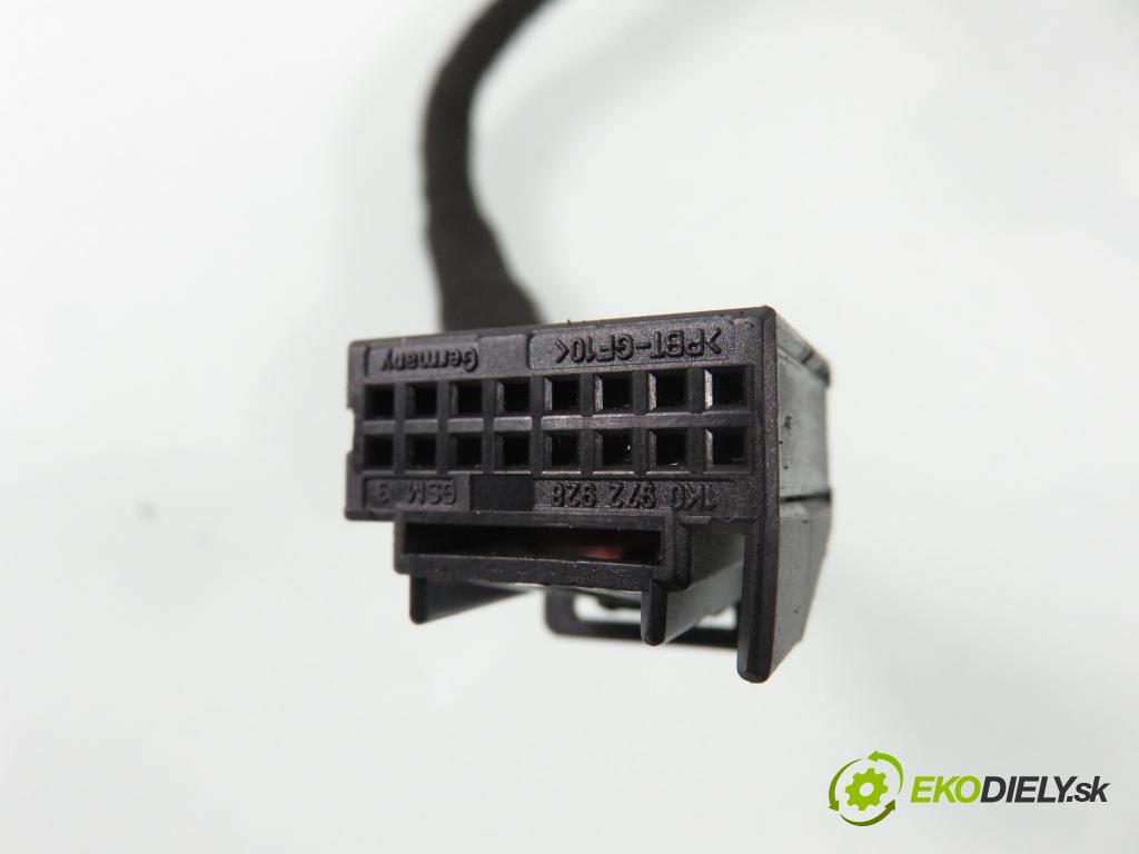 PORSCHE CAYENNE II (92A) SUV 2010 176,00 3.0 Diesel - M 05.9E 2967,00 zpětné zrcátko