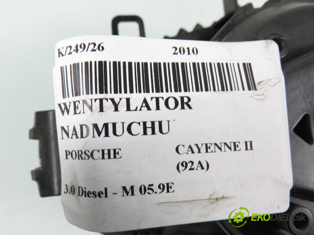 PORSCHE CAYENNE II (92A) SUV 2010 176,00 3.0 Diesel - M 05.9E 2967,00 ventilátor větráku 7P0820021 ; 0130115559