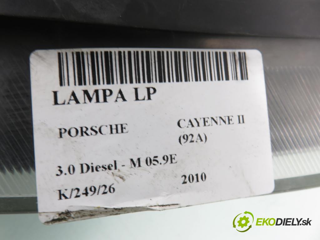 PORSCHE CAYENNE II (92A) SUV 2010 176,00 3.0 Diesel - M 05.9E 2967,00 světlo LP 7P5941031P