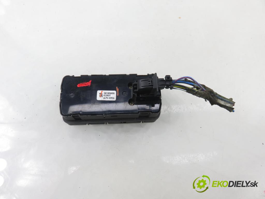 OPEL VECTRA C (Z02) SEDAN 2002 92,00 2.2 DTI 16V 125 - Y 22 DTR 2172,00 Panel ovládaní oken 09185955