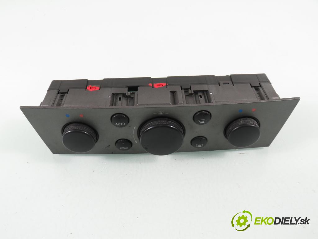 OPEL VECTRA C (Z02) SEDAN 2002 92,00 2.2 DTI 16V 125 - Y 22 DTR 2172,00 Panel topení KLIMATRONIK 24441229