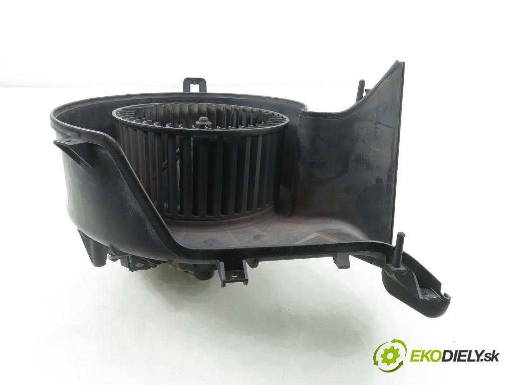 OPEL VECTRA C (Z02) SEDAN 2002 92,00 2.2 DTI 16V 125 - Y 22 DTR 2172,00 ventilátor větráku 985852T