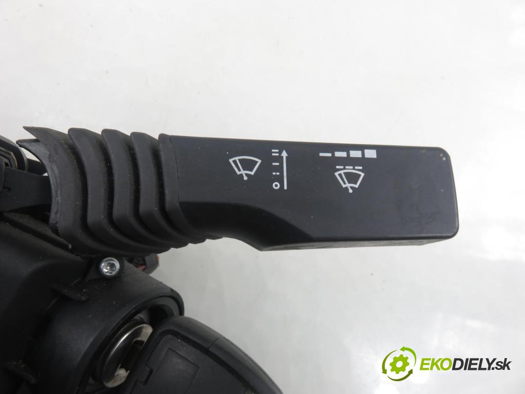 OPEL VECTRA C (Z02) SEDAN 2002 92,00 2.2 DTI 16V 125 - Y 22 DTR 2172,00 páčka/prepínač 13112784XR