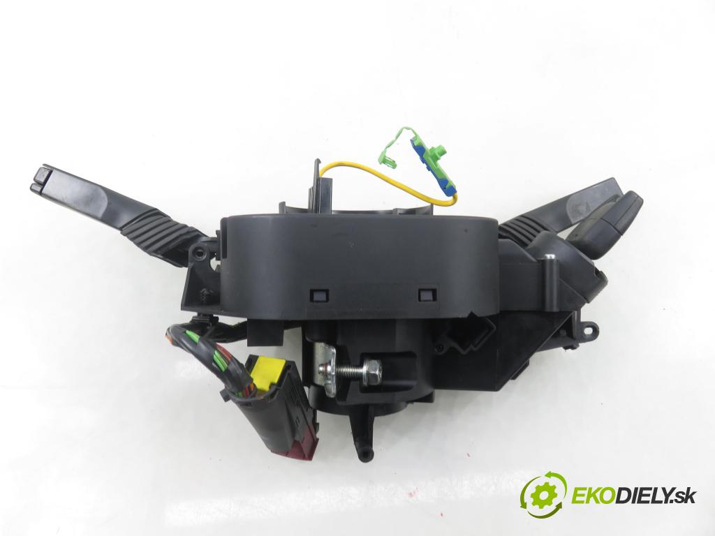 OPEL VECTRA C (Z02) SEDAN 2002 92,00 2.2 DTI 16V 125 - Y 22 DTR 2172,00 páčka/prepínač 13112784XR