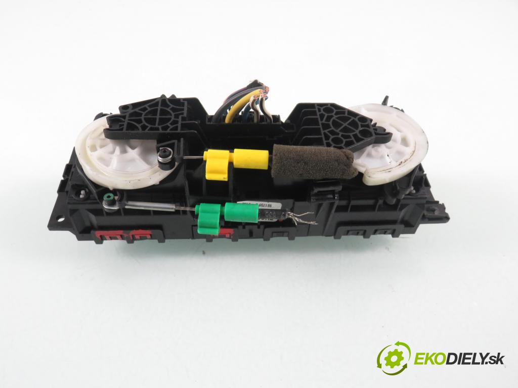 VW TRANSPORTER V Skrzynia (7HA, 7HH, 7EA, 7EH) FURGON 2004 77,00 1.9 TDI PD 105 - AXB 1896,00 Panel topení KLIMATIZACE: 7H0820045D