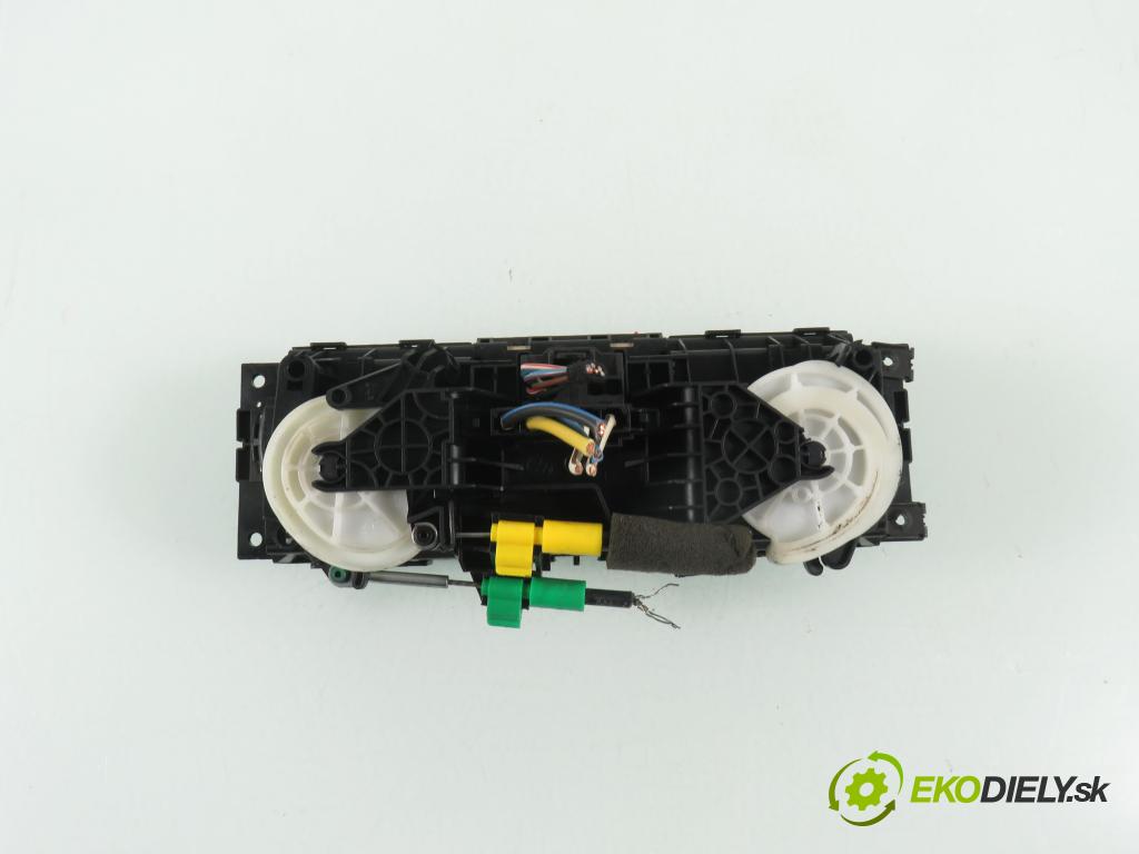 VW TRANSPORTER V Skrzynia (7HA, 7HH, 7EA, 7EH) FURGON 2004 77,00 1.9 TDI PD 105 - AXB 1896,00 Panel topení KLIMATIZACE: 7H0820045D