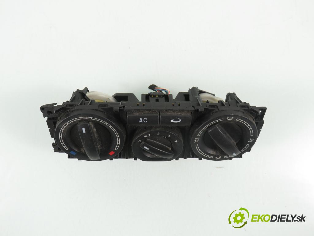 VW TRANSPORTER V Skrzynia (7HA, 7HH, 7EA, 7EH) FURGON 2004 77,00 1.9 TDI PD 105 - AXB 1896,00 Panel topení KLIMATIZACE: 7H0820045D