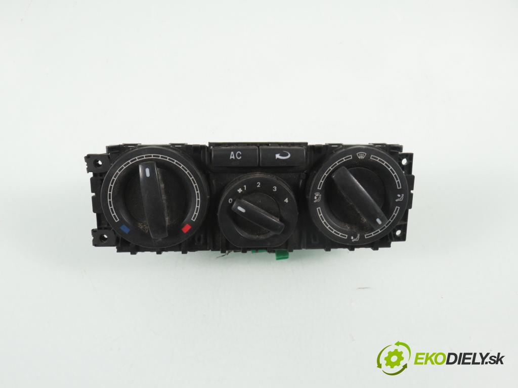 VW TRANSPORTER V Skrzynia (7HA, 7HH, 7EA, 7EH) FURGON 2004 77,00 1.9 TDI PD 105 - AXB 1896,00 Panel topení KLIMATIZACE: 7H0820045D