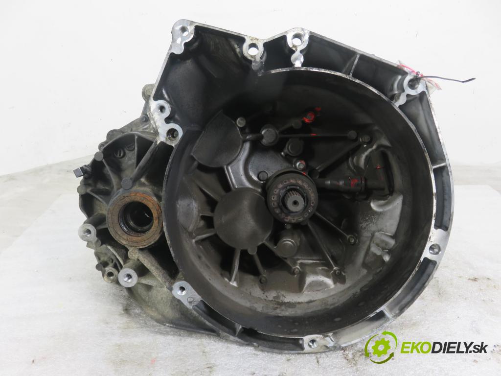 FORD FOCUS III Turnier KOMBI 2012 85,00 1.6 TDCi - T1DB 1560,00 Prevodovka MANUALNA AV6R7002KJ