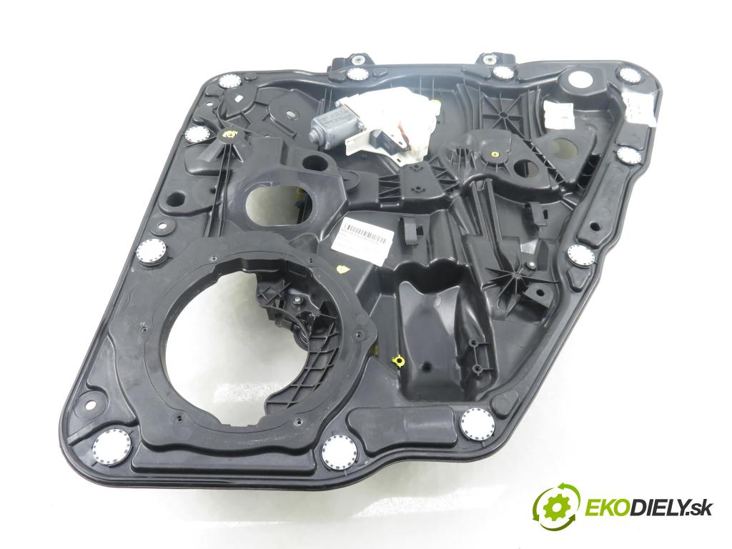 PORSCHE CAYENNE II (92A) SUV 2010 176,00 3.0 Diesel - M 05.9E 2967,00 Mechanizmus okien PTE 7P5839756C ; 8K0959811A