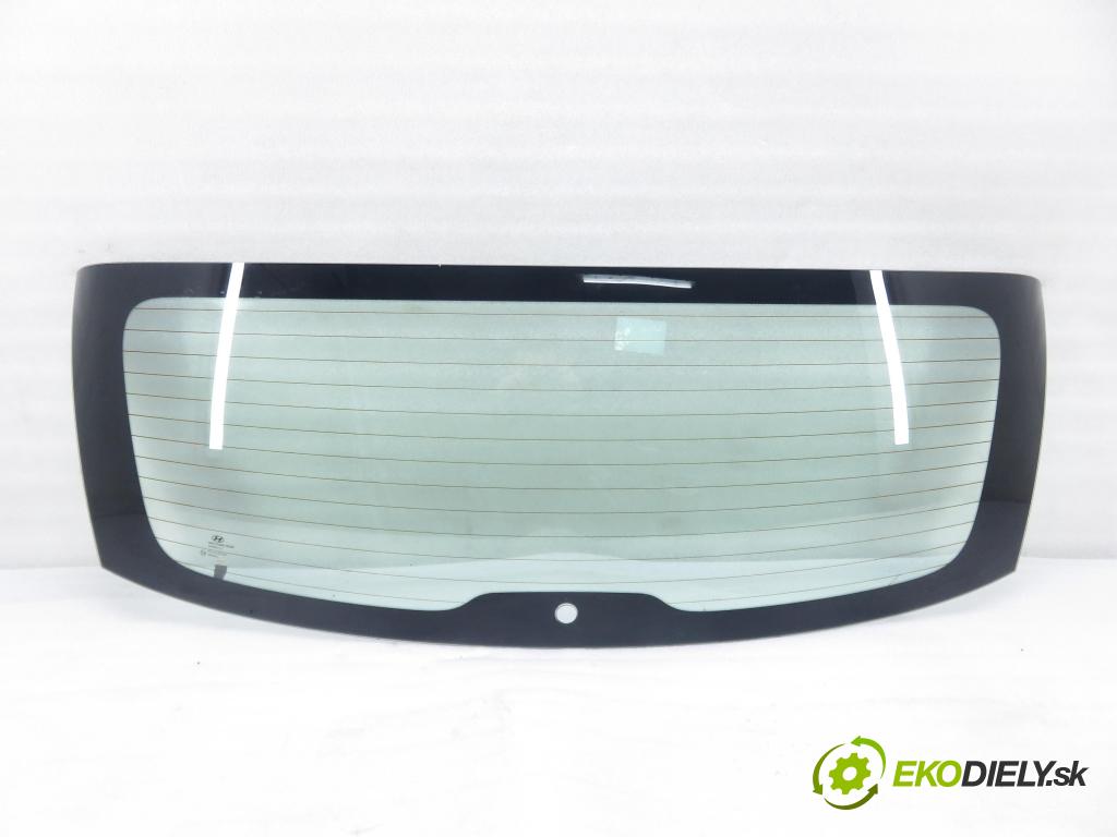 HYUNDAI i30 (FD) HB 2010 80,00 1.4 - G4FA 1396,00 Okno zadné kapota