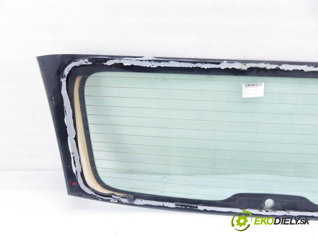 HYUNDAI i30 (FD) HB 2010 80,00 1.4 - G4FA 1396,00 Okno zadné kapota