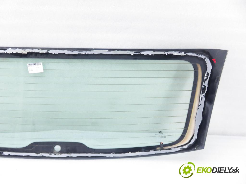 HYUNDAI i30 (FD) HB 2010 80,00 1.4 - G4FA 1396,00 Okno zadné kapota