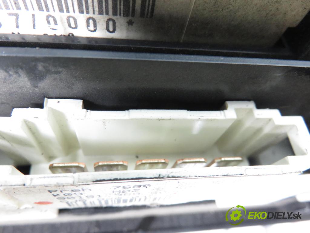 SKODA ROOMSTER (5J) HB 2008 59,00 1.4 TDI - BMS 1422,00 Panel topení KLIMATIZACE: 5J0820045