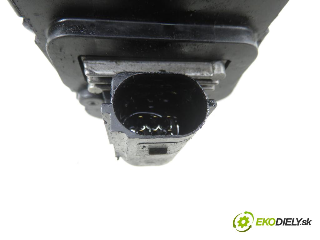 OPEL VECTRA C (Z02) KOMBI 2004 110,00 1.9 CDTI - Z 19 DTH 1910,00 Škrtiaca klapka 48CPD4 ; 48CPD4F (Škrtiaca klapka)