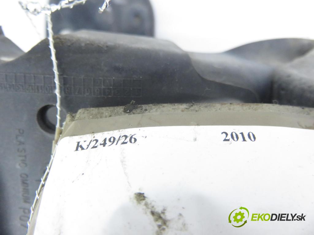 PORSCHE CAYENNE II (92A) SUV 2010 176,00 3.0 Diesel - M 05.9E 2967,00 Výstuha čelné 