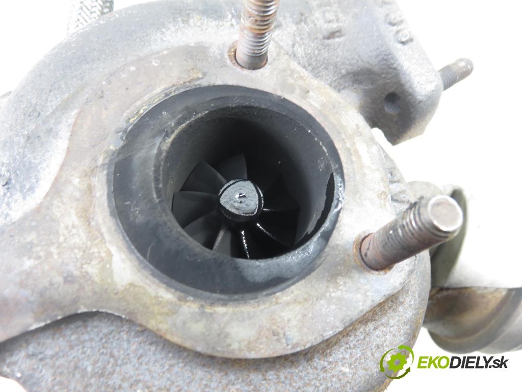 VW PASSAT B5.5 (3B3) SEDAN 2001 96,00 1.9 TDI - AWX 1896,00 RYCHLONABÍJEČKA: 038145702G (Kompletní turbodmychadlo)