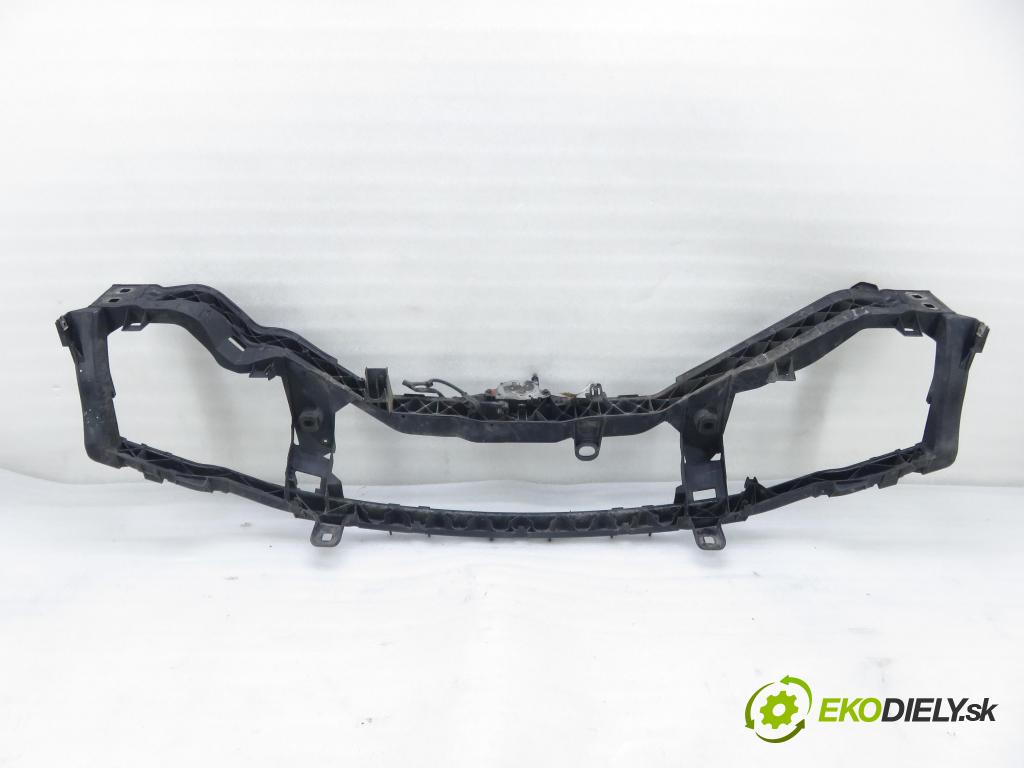 FORD FOCUS II (DA_, HCP) HB 2005 80,00 1.6 TDCi - G8DD 1560,00 držák přední část 8M518B041ACV