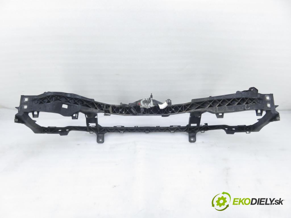 FORD FOCUS II (DA_, HCP) HB 2005 80,00 1.6 TDCi - G8DD 1560,00 držák přední část 8M518B041ACV