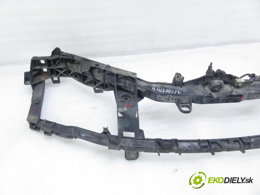 FORD FOCUS II (DA_, HCP) HB 2005 80,00 1.6 TDCi - G8DD 1560,00 držák přední část 8M518B041ACV