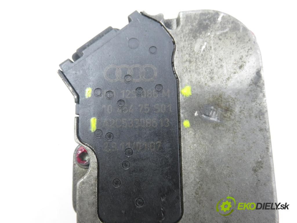 AUDI Q7 (4L) SUV 2007 171,00 3.0 TDI quattro - BUG 2967,00 Nastavovač zvod, potrubie A2C53308513 ; 059129086M (Motorček ostatné)