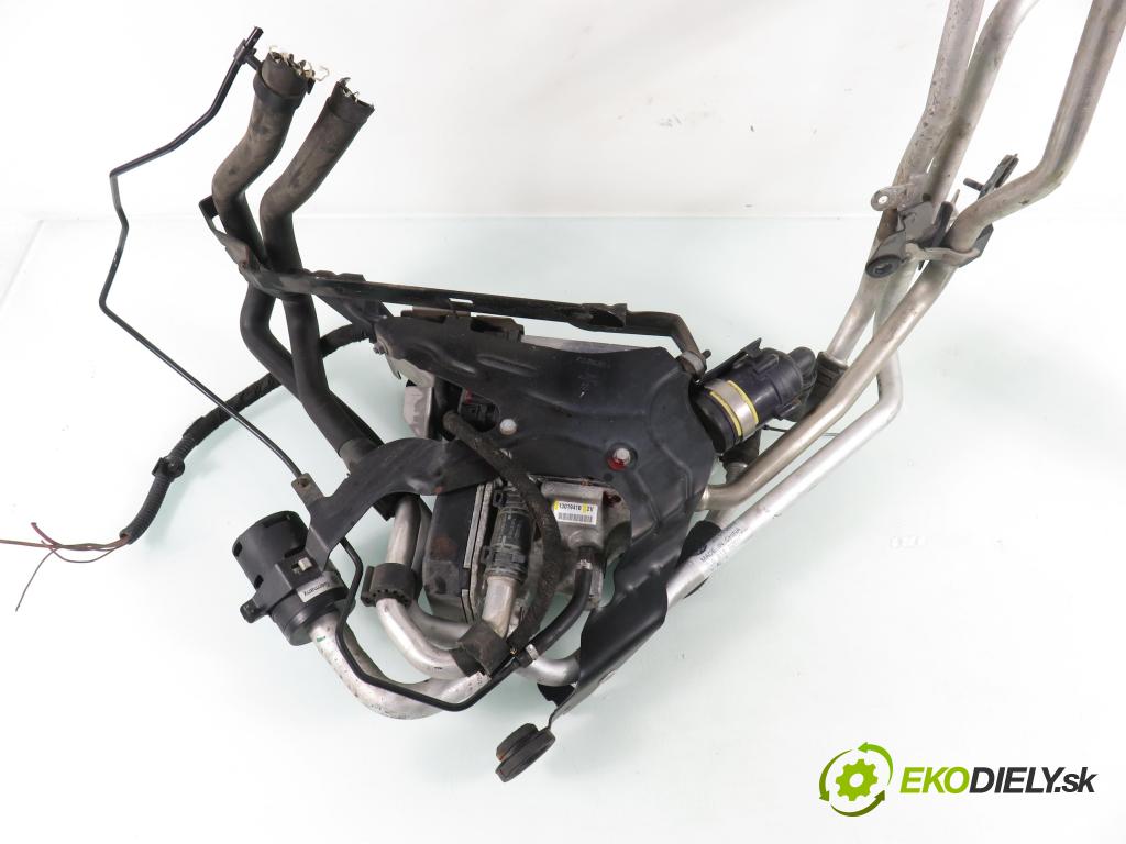 AUDI Q7 (4L) SUV 2007 171,00 3.0 TDI quattro - BUG 2967,00 Webasto 4L0815071D ; 1301941B (Webasto (nezávislé kúrenie))