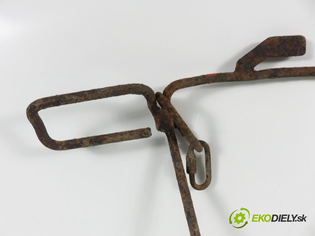 OPEL ZAFIRA B (A05) MINIVAN 2006 74,00 1.9 CDTI 8V 101 - Z 19 DTL 1910,00 ZÁVĚS KOLA NÁHRADNÍ: