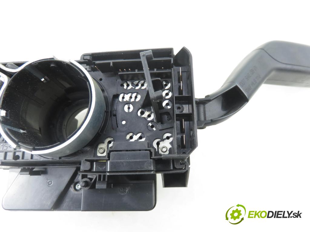 SKODA ROOMSTER (5J) HB 2008 59,00 1.4 TDI - BMS 1422,00 páčka/prepínač 7H0953503CE