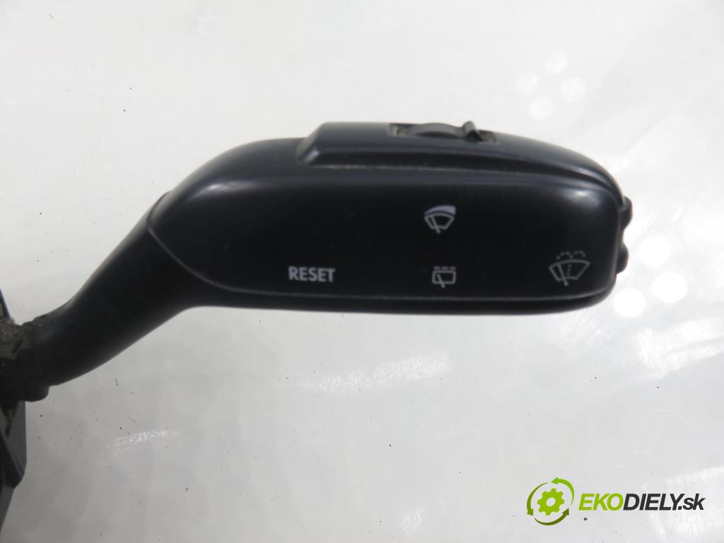 SKODA ROOMSTER (5J) HB 2008 59,00 1.4 TDI - BMS 1422,00 páčka/prepínač 7H0953503CE
