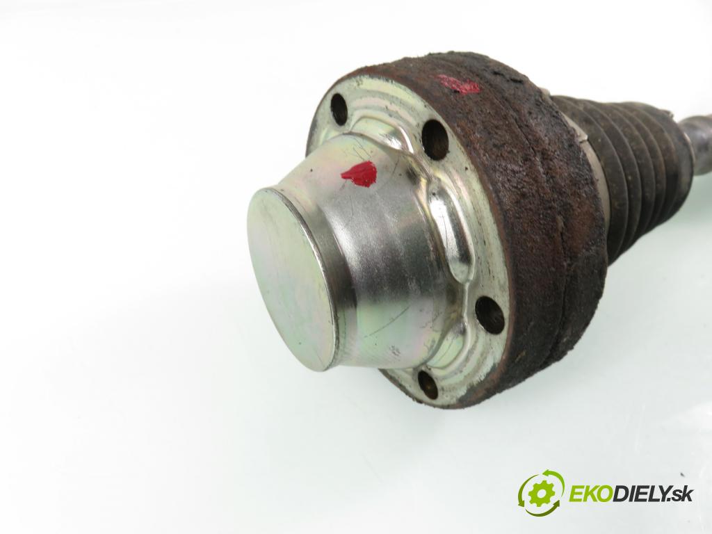 AUDI Q7 (4L) SUV 2007 171,00 3.0 TDI quattro - BUG 2967,00 Poloos PP 7L0407271E