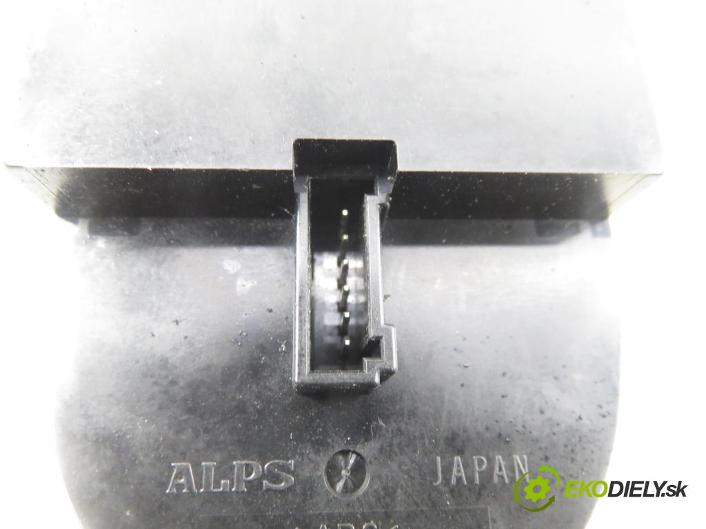 ROVER 75 (RJ) SEDAN 2005 85,00 2.0 CDT 116 - 204D2 1951,00 Panel ovládania okien YUD000470PUY