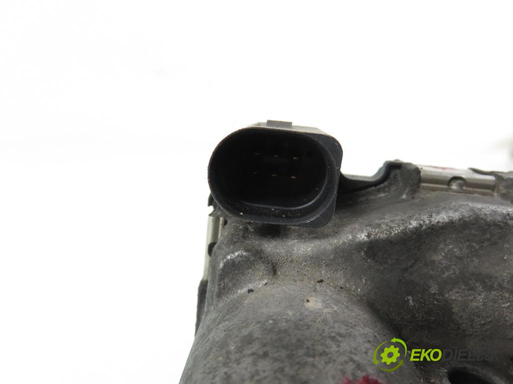 AUDI A4 Avant (8E5, B6) KOMBI 2004 140,00 1.8 T quattro - BEX 1781,00 škrtíci klapka 06B133062M ; 0280750009 (Škrticí klapka)