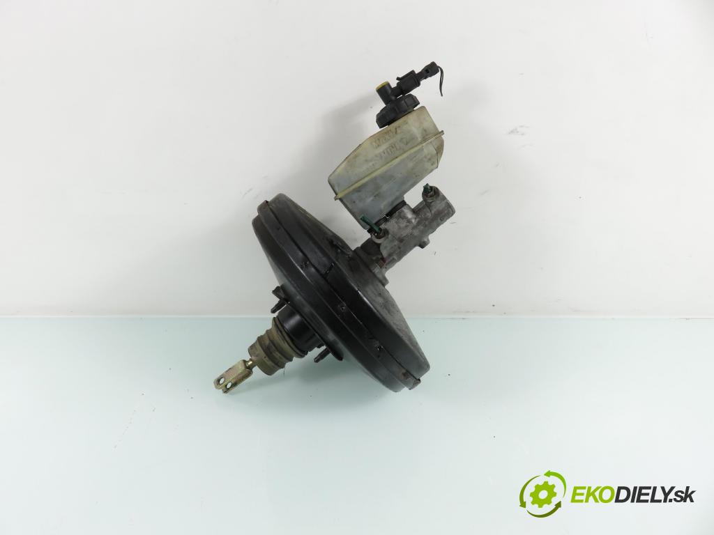 RENAULT SCENIC I (JA0/1_) MINIVAN 2003 75,00 1.9 dCi 102 - F9Q 732 1870,00 posilovač 8200069904A ; 03786420014 (Servočerpadlo)