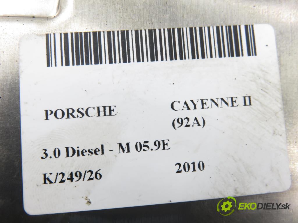 PORSCHE CAYENNE II (92A) SUV 2010 176,00 3.0 Diesel - M 05.9E 2967,00 MODUL komfortu 7PP907279N
