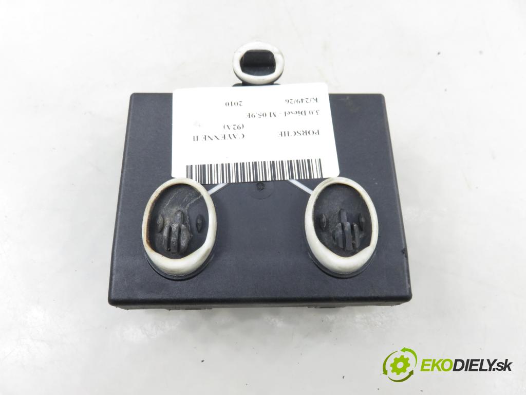 PORSCHE CAYENNE II (92A) SUV 2010 176,00 3.0 Diesel - M 05.9E 2967,00 MODUL Dvere 7PP959793K