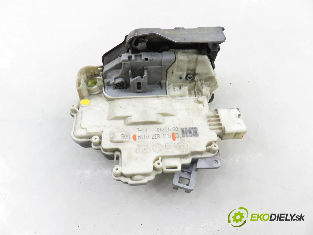 PORSCHE CAYENNE II (92A) SUV 2010 176,00 3.0 Diesel - M 05.9E 2967,00 zámok 8J1837015A