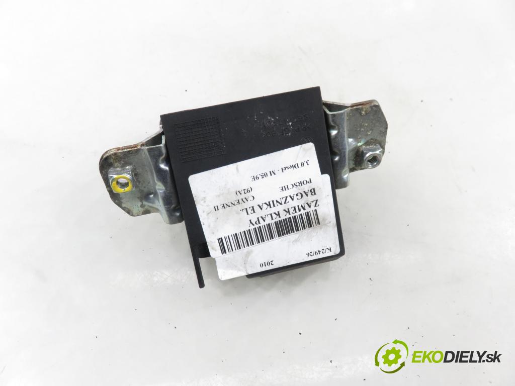 PORSCHE CAYENNE II (92A) SUV 2010 176,00 3.0 Diesel - M 05.9E 2967,00 zámok dverí kufor EL. 7P0827505E