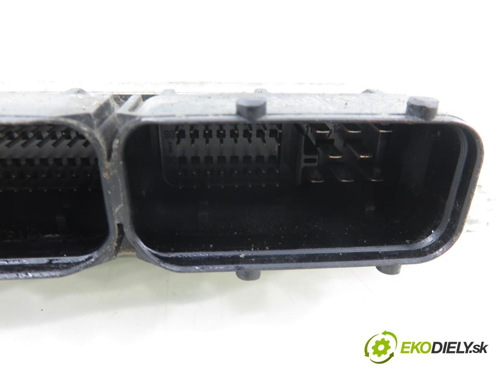 SEAT LEON (1M1) HB 2001 81,00 1.9 TDI 110 - ASV 1896,00 řídící jednotka motora 038906012AT ; 0281906012AT