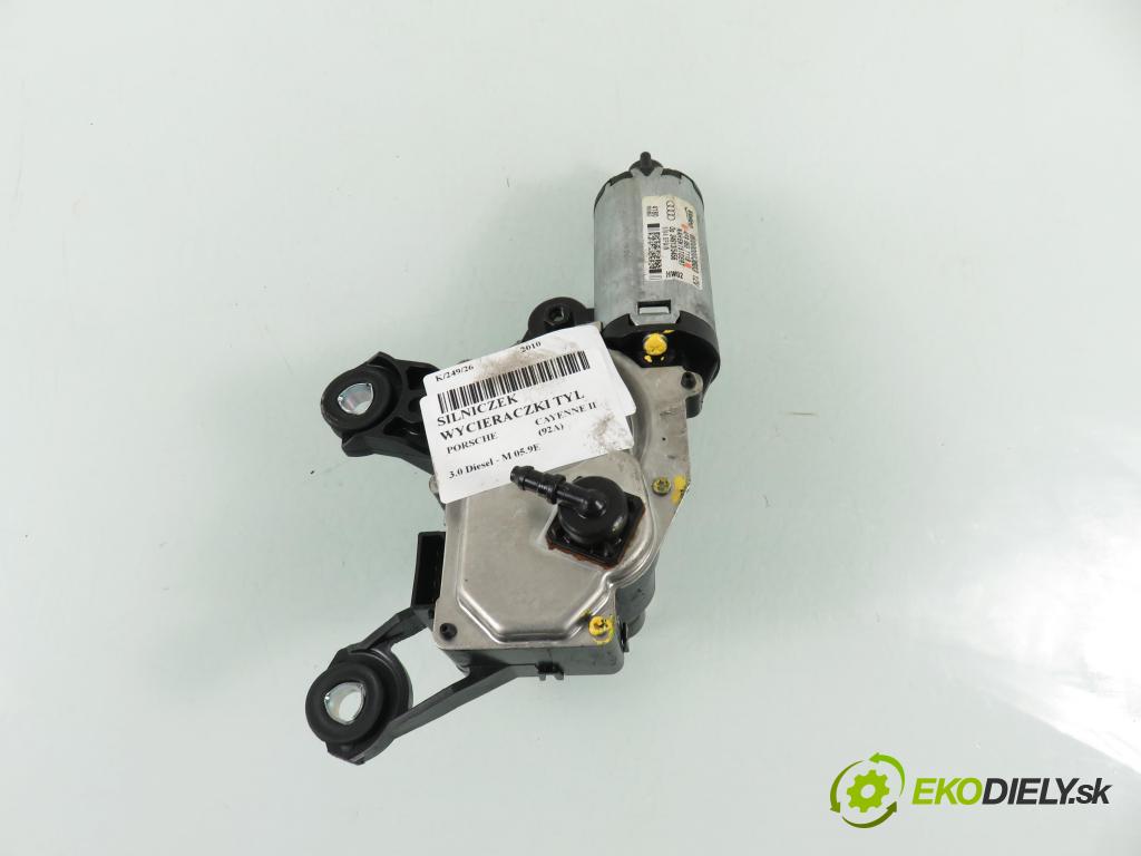 PORSCHE CAYENNE II (92A) SUV 2010 176,00 3.0 Diesel - M 05.9E 2967,00 Motorček stierače zadné 4F9955711B