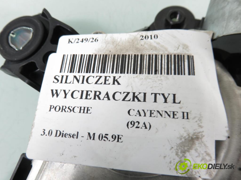 PORSCHE CAYENNE II (92A) SUV 2010 176,00 3.0 Diesel - M 05.9E 2967,00 Motorček stierače zadné 4F9955711B