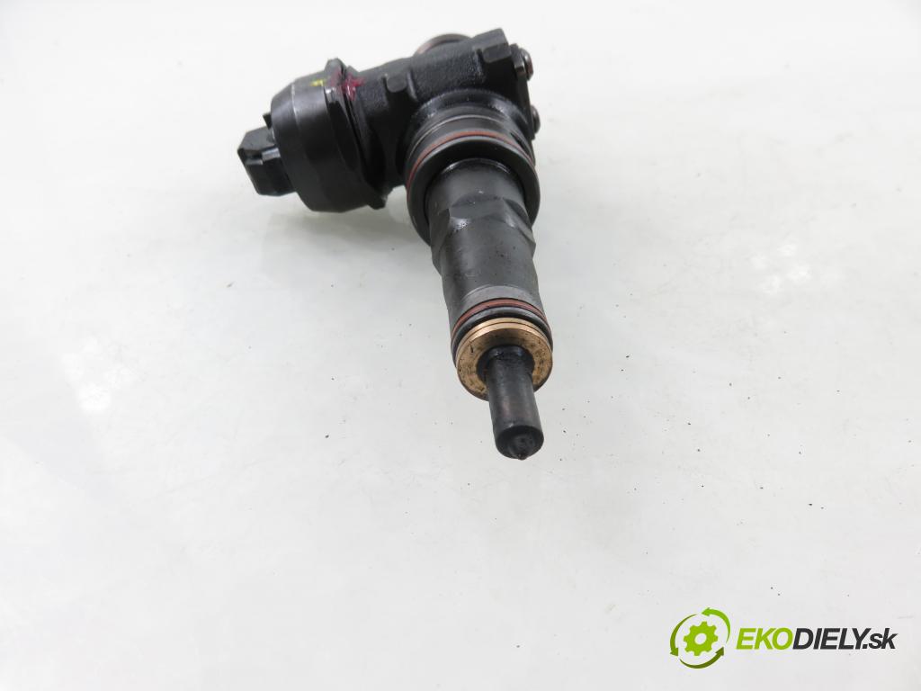 FORD GALAXY (WGR) MINIVAN 2003 66,00 1.9 TDI PD 90 - ANU 1896,00 Vstrekovač 038130073AH ; 0414720036 (Vstrekovač paliva)