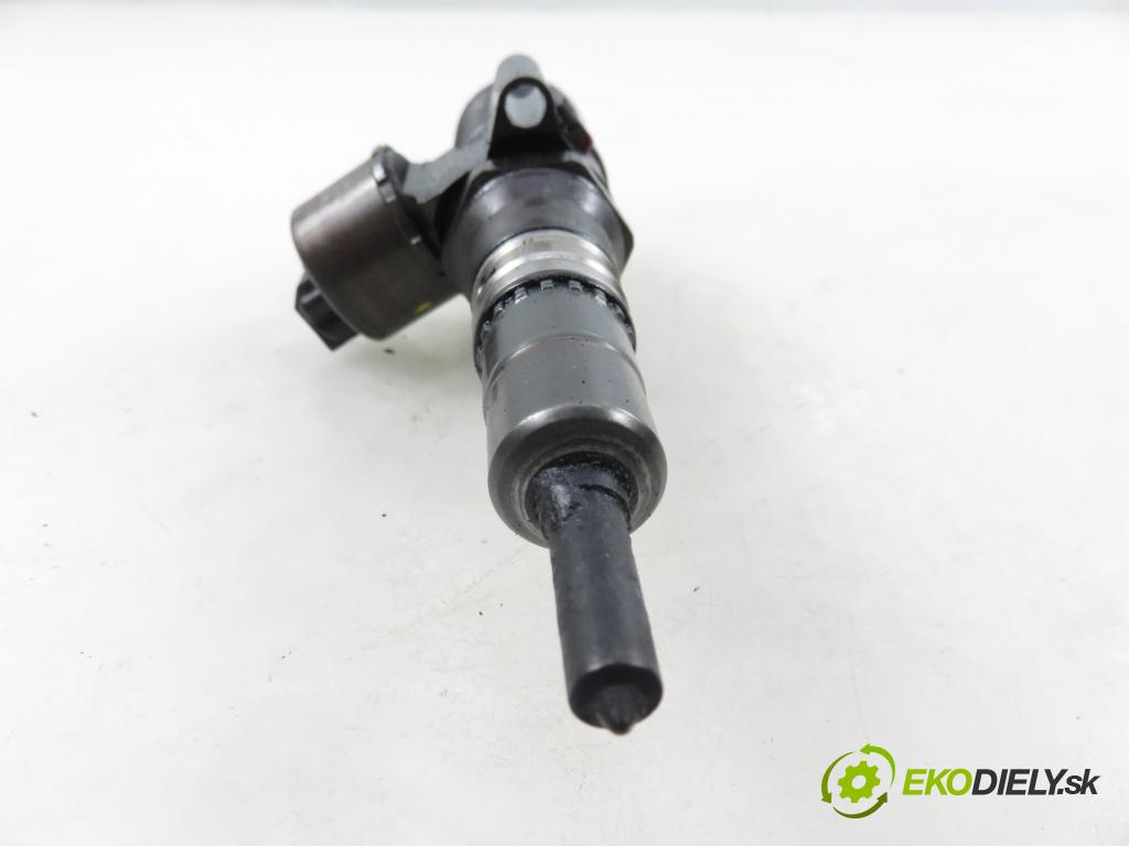 VW GOLF V (1K1) HB (LONG) 2006 103,00 2.0 TDI 16V 4motion - BKD 1968,00 Vstrekovač 03G130073G ; 0414720404 (Vstrekovač paliva)