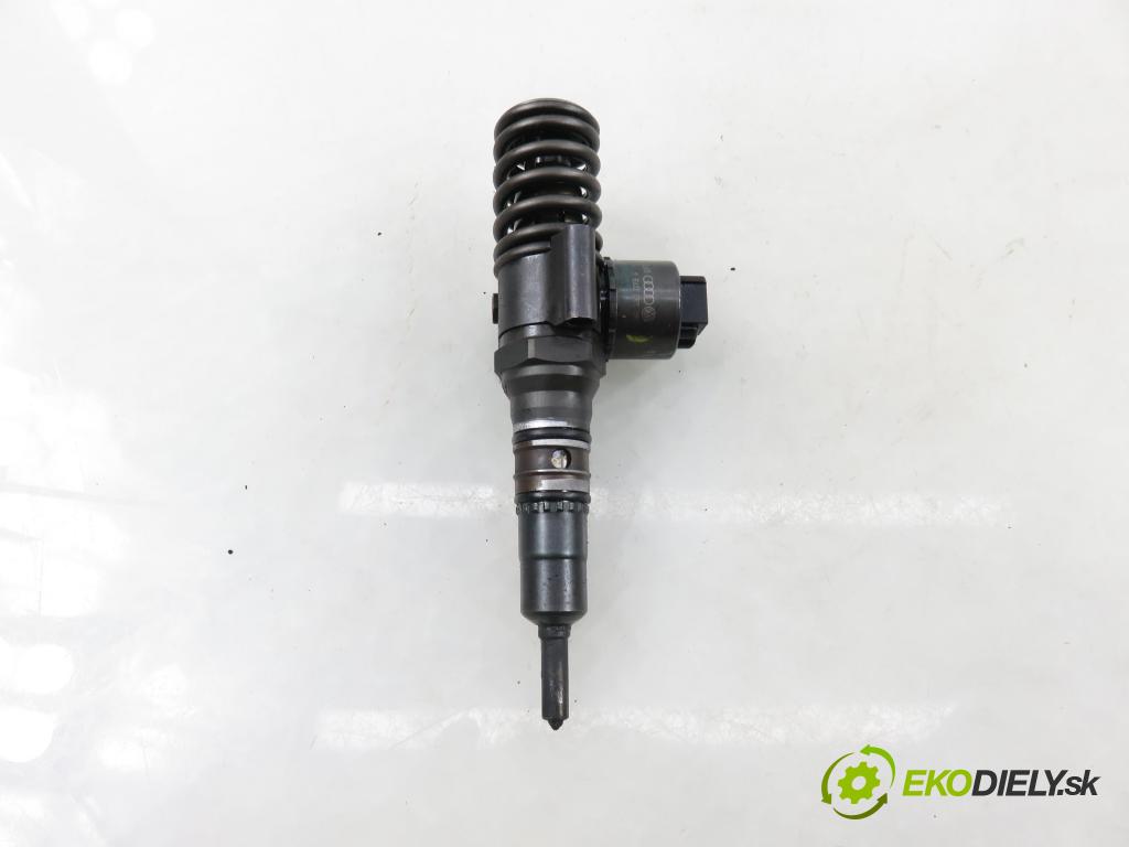 VW TOURAN (1T1, 1T2) MINIVAN 2005 103,00 2.0 TDI 16V 140 - BKD 1968,00 Vstrekovač 03G130073G ; 0414720404 (Vstrekovač paliva)