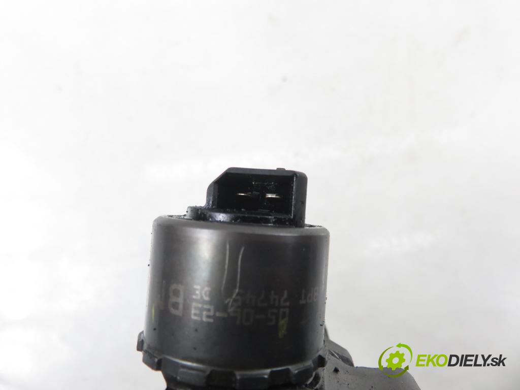 VW TOURAN (1T1, 1T2) MINIVAN 2005 103,00 2.0 TDI 16V 140 - BKD 1968,00 Vstrekovač 03G130073G ; 0414720404 (Vstrekovač paliva)