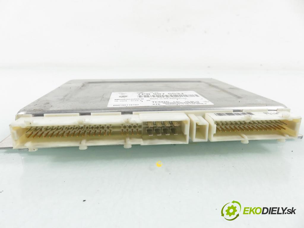 PORSCHE CAYENNE II (92A) SUV 2010 176,00 3.0 Diesel - M 05.9E 2967,00 řídící jednotka nápravy 7P0907553J