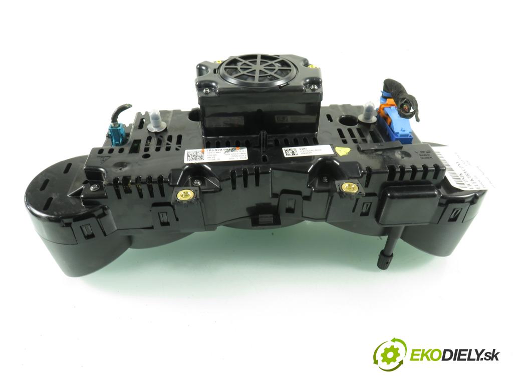 PORSCHE CAYENNE II (92A) SUV 2010 176,00 3.0 Diesel - M 05.9E 2967,00 Prístrojovka elektrický 7P5920904C