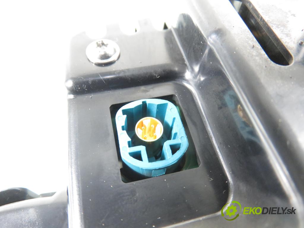 PORSCHE CAYENNE II (92A) SUV 2010 176,00 3.0 Diesel - M 05.9E 2967,00 Prístrojovka elektrický 7P5920904C