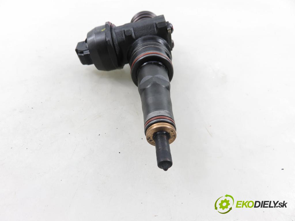 FORD GALAXY (WGR) MINIVAN 2003 66,00 1.9 TDI PD 90 - ANU 1896,00 Vstrekovač 038130073AH ; 0414720036 (Vstrekovač paliva)