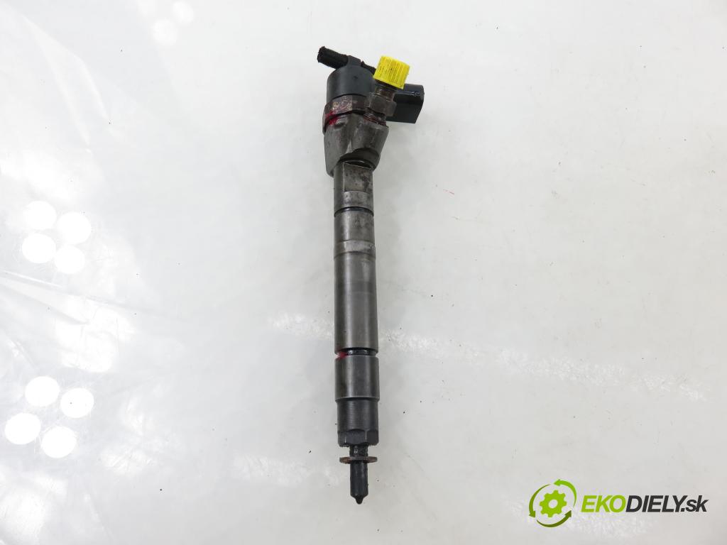 MERCEDES-BENZ KLASA S (W220) SEDAN 2003 191,00 S 400 CDI V8 260 - OM 628.960 3996,00 vstrekovač 0445110104 ; 6280700487 (Vstrekovač paliva)