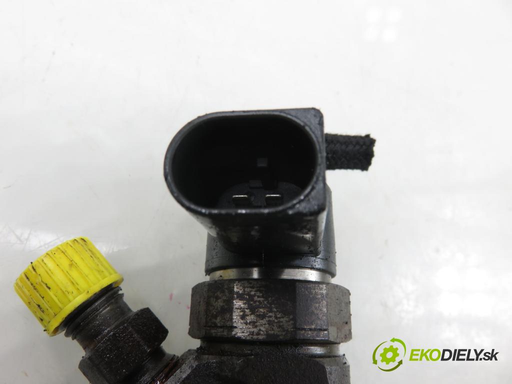 MERCEDES-BENZ KLASA S (W220) SEDAN 2003 191,00 S 400 CDI V8 260 - OM 628.960 3996,00 vstrekovač 0445110104 ; 6280700487 (Vstrekovač paliva)